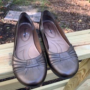 Baretraps Narizona Cooper flats